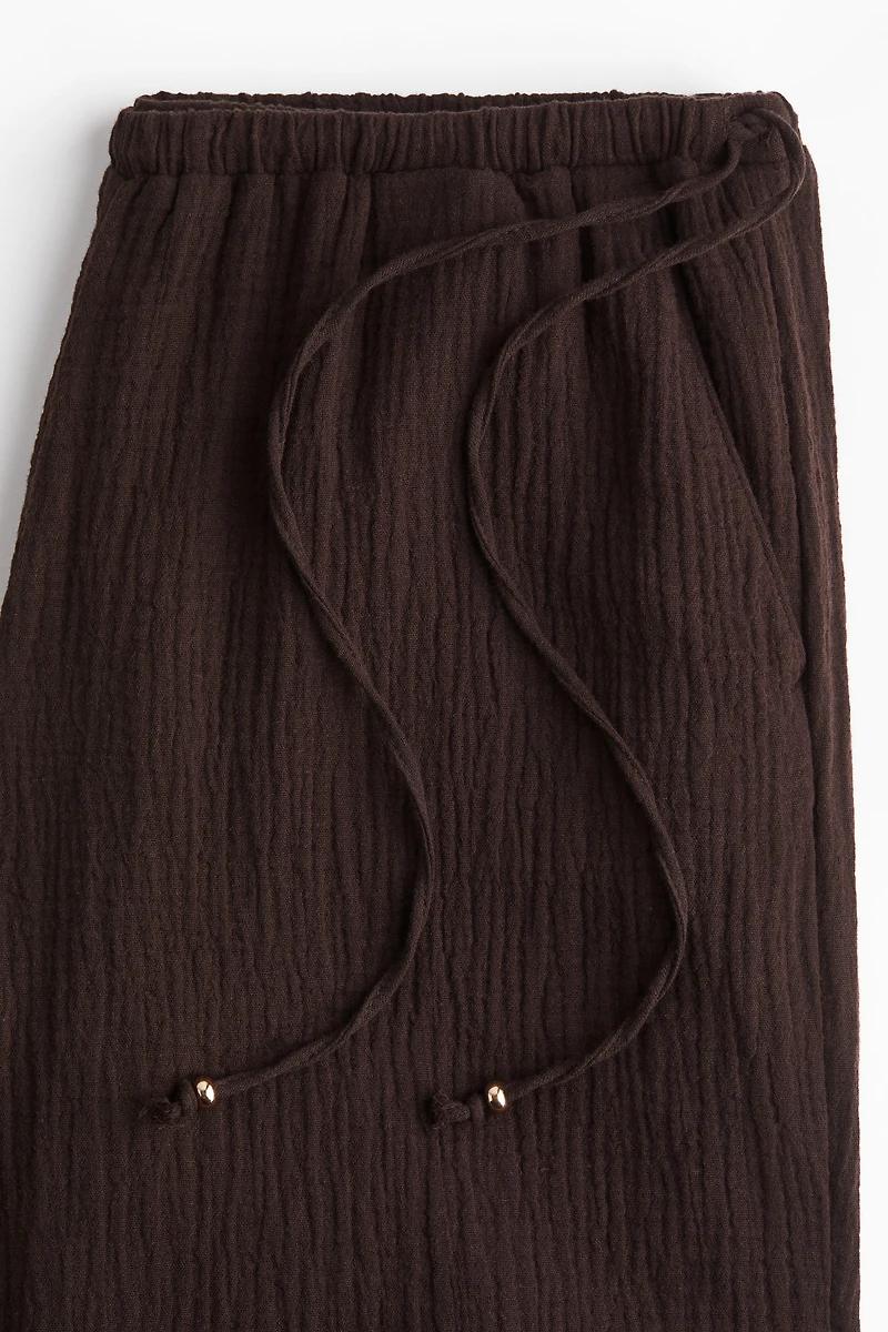 Wide-Leg Drawstring Pants