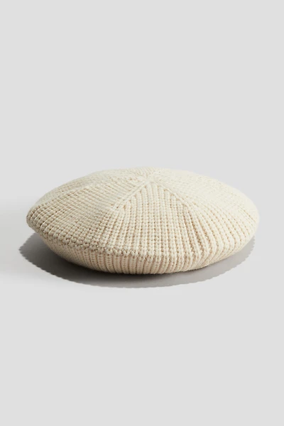 Béret en tricot