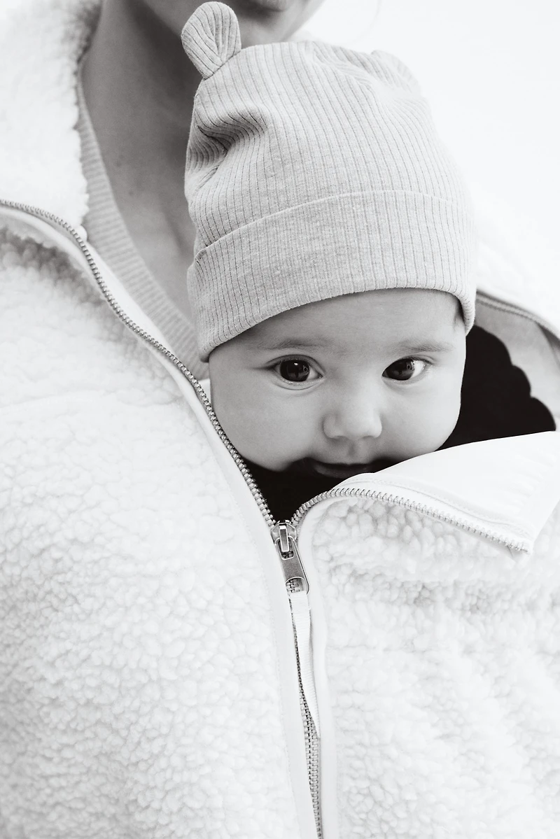 MAMA Before & After Babywearing Teddy Fleece Vest