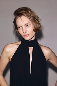 Top avec col écharpe