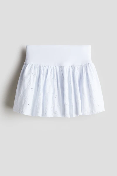 Jupe avec broderie anglaise