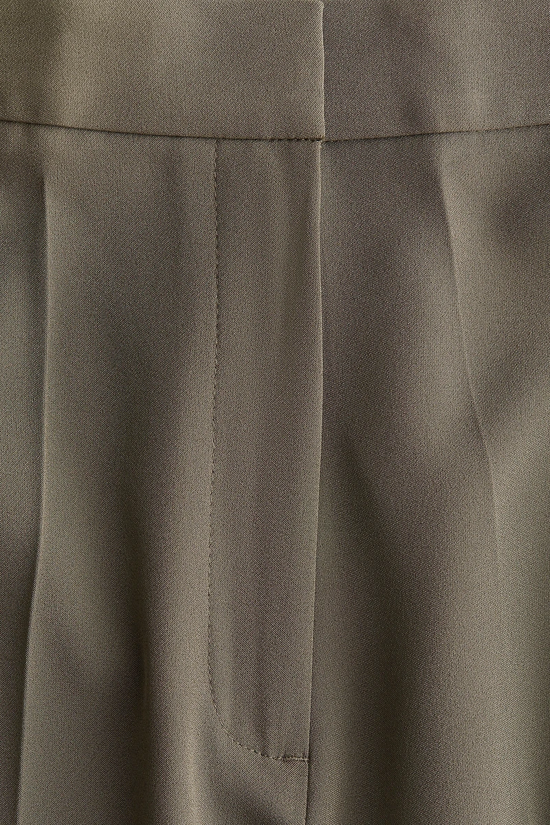 Wide-leg Pants