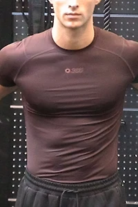 T-shirt sport coupe athlétique DryMove™