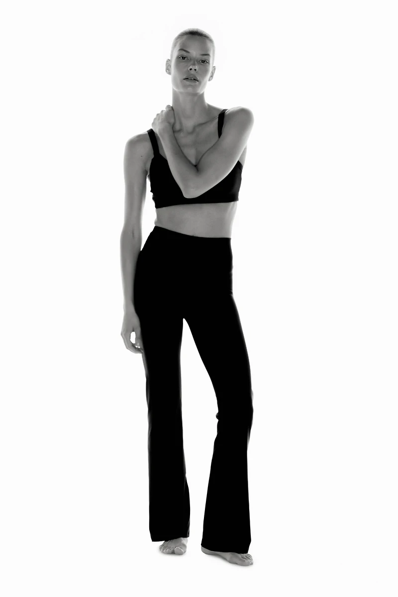Flared Yoga Leggings with SoftMove™