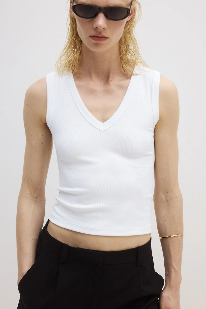 Camisole côtelée rafraîchissante ajustée