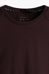 Muscle Fit Sports T-Shirt with DryMove™