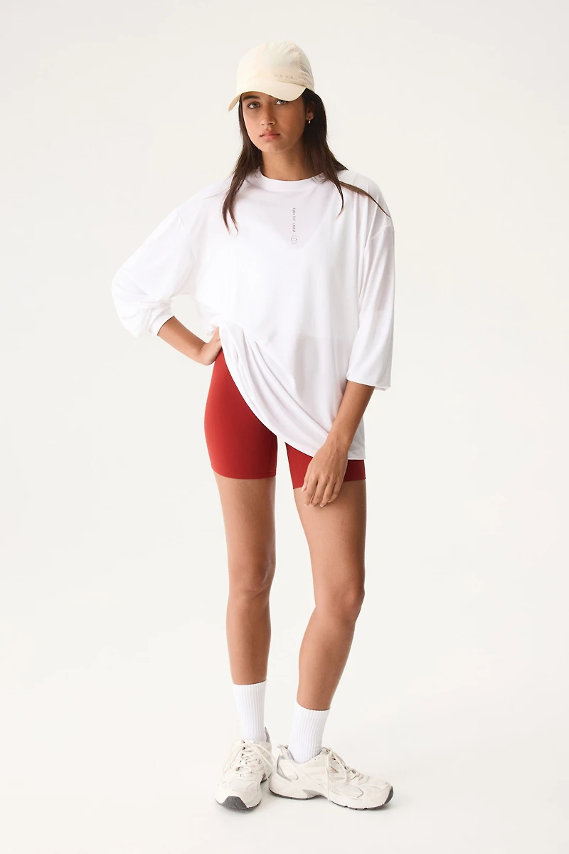 Loose-Fit Running Top with DryMove™