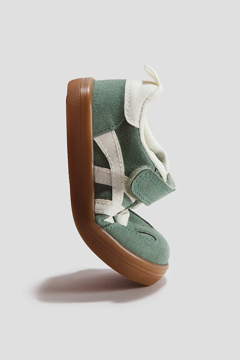 Barefoot Sneakers