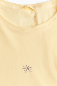 Sports Top with CoolMove™