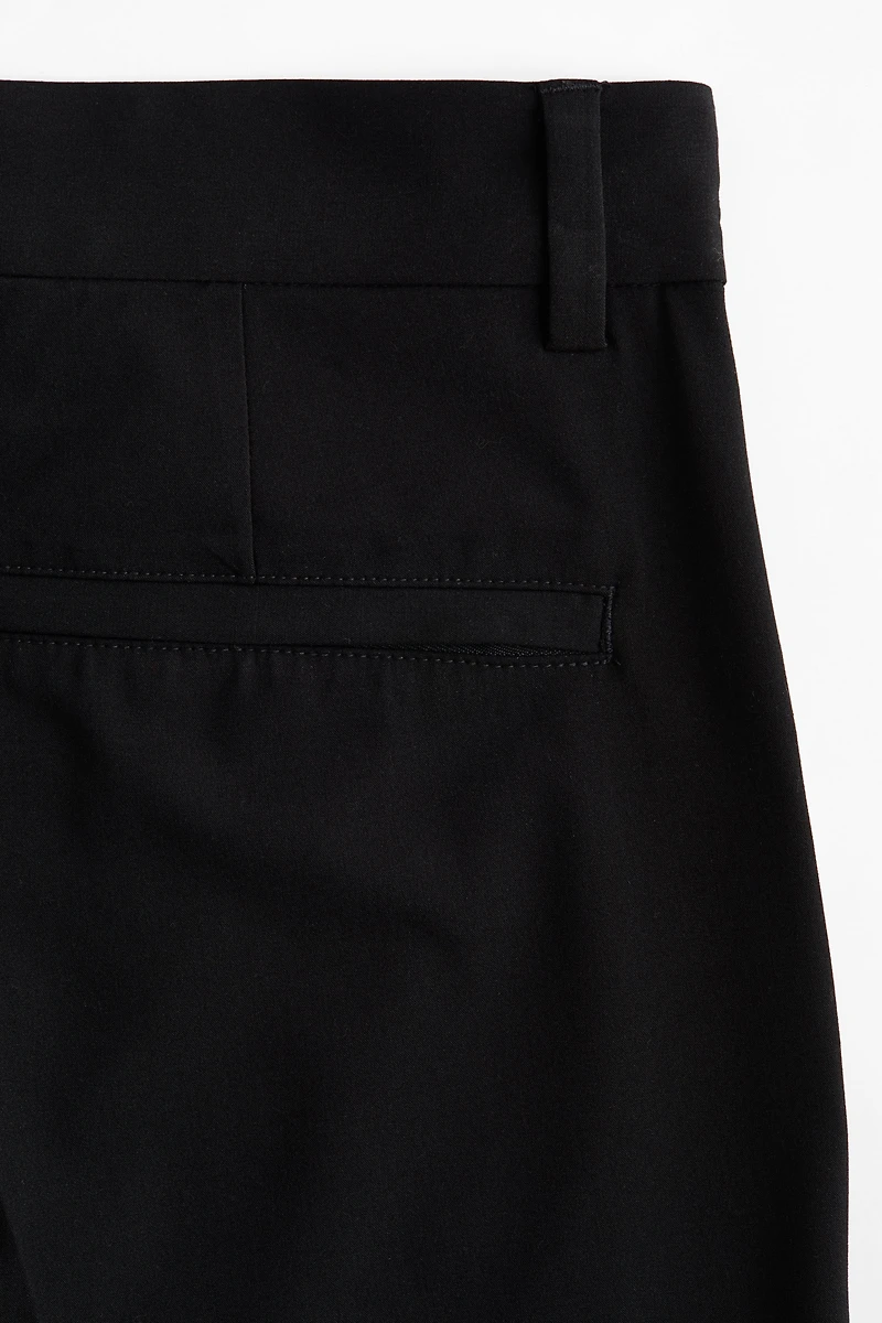 Four-Way Stretch Loose-Fit Shorts