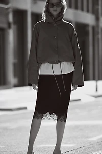 Jupe à enfiler avec dentelle