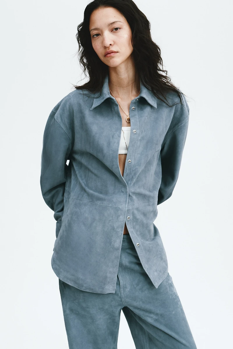 Chemise en cuir velours