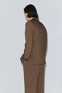 Wrinkle-Resistant Relaxed-Fit Suit jacket