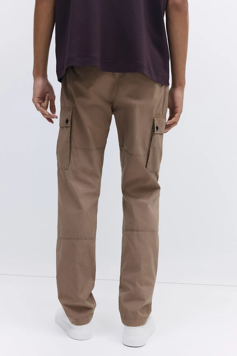 Pantalon cargo coupe classique