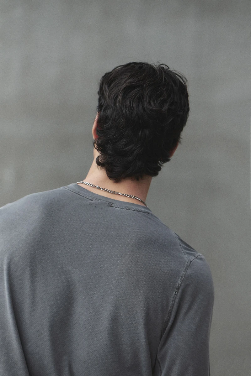 T-shirt de sport coupe classique avec DryMove™