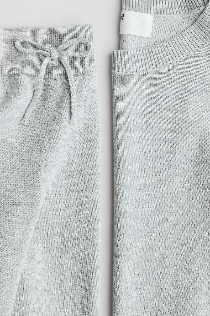 2-Piece Fine-Knit Set
