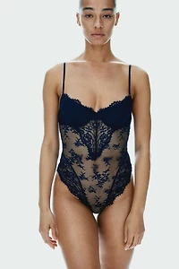 Maillot à brassière remontante en dentelle