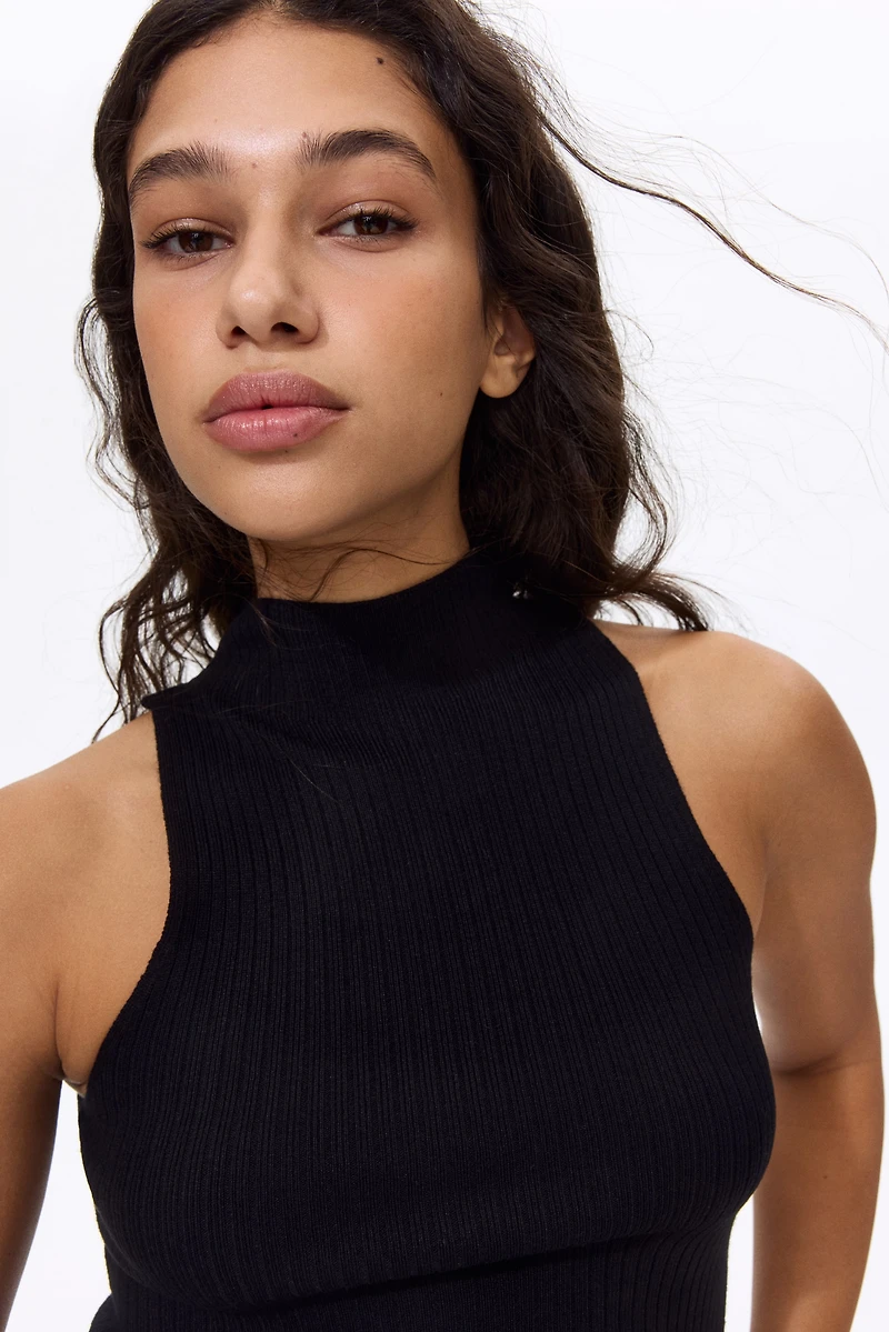 Rib-knit turtleneck top