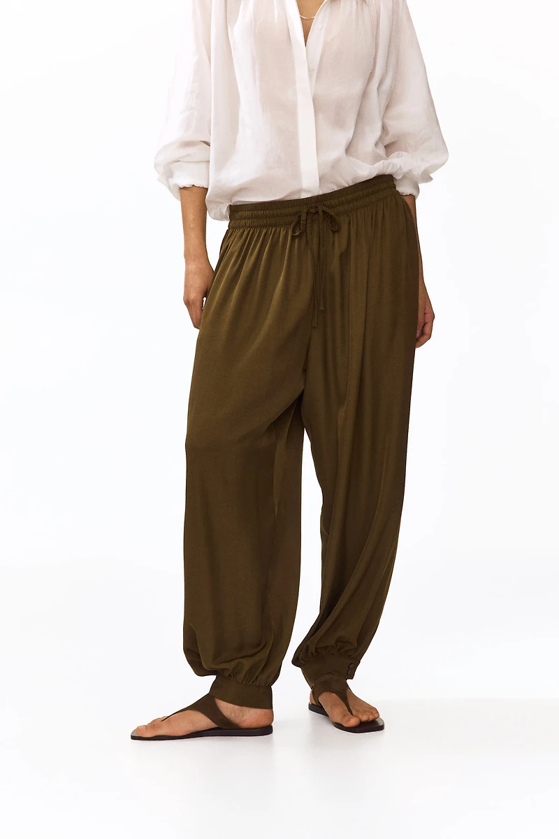 Balloon Pants with Drawstring