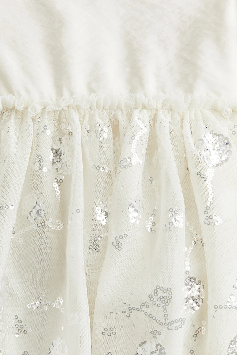 Robe avec jupe en tulle