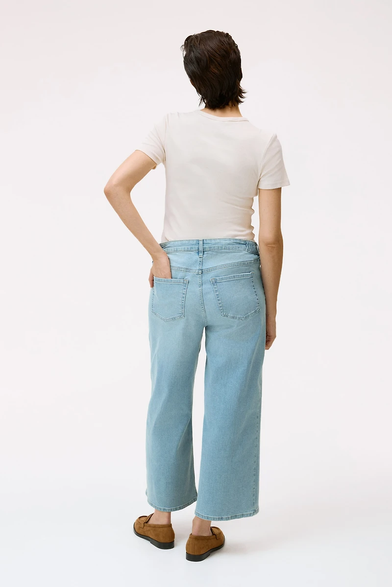 MAMA Wide Low Waist Ankle Jeans