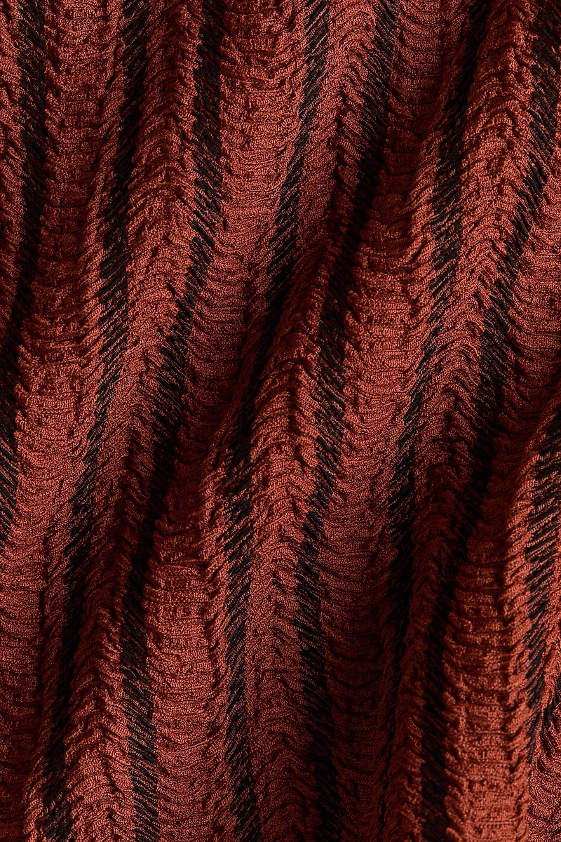 Wide-Leg Crinkled Pants