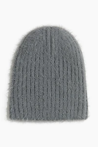Tuque en tricot duveteux