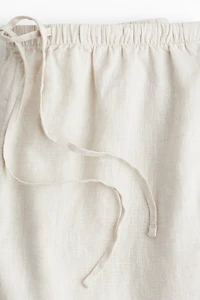 Short en lin avec cordon de serrage