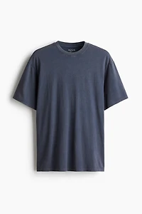Loose-Fit Sports Shirt with DryMove™