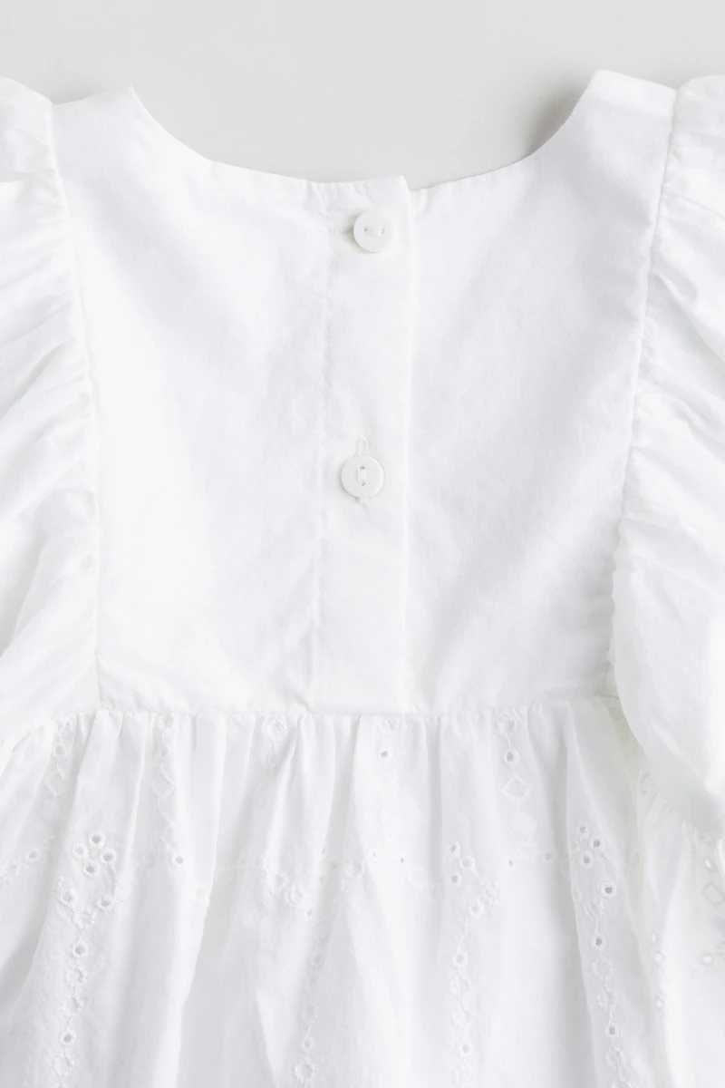 Blouse avec broderie anglaise