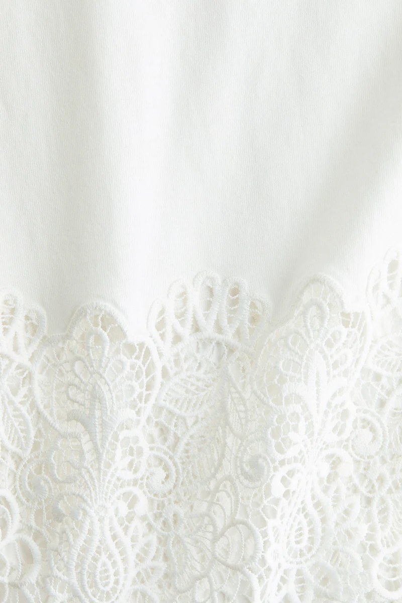 T-shirt avec dentelle