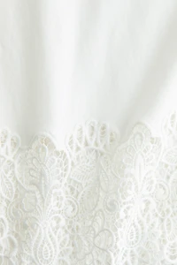 T-shirt avec dentelle