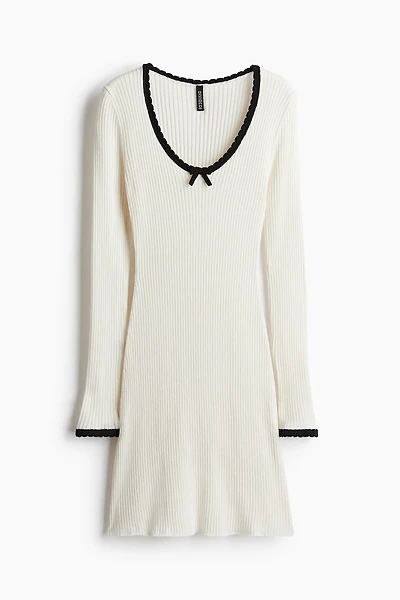 Robe moulante en tricot côtelé