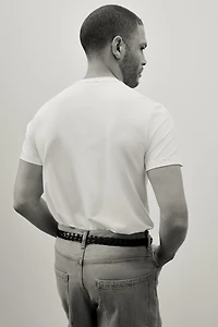 Slim Fit V-neck T-shirt