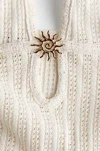 Robe ornementée en maille pointelle