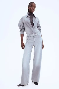 Feather Soft Wide Regular Jeans