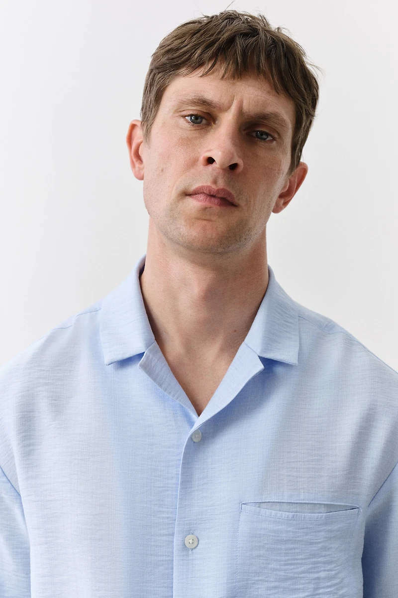 Regular Fit Textured resort shirt