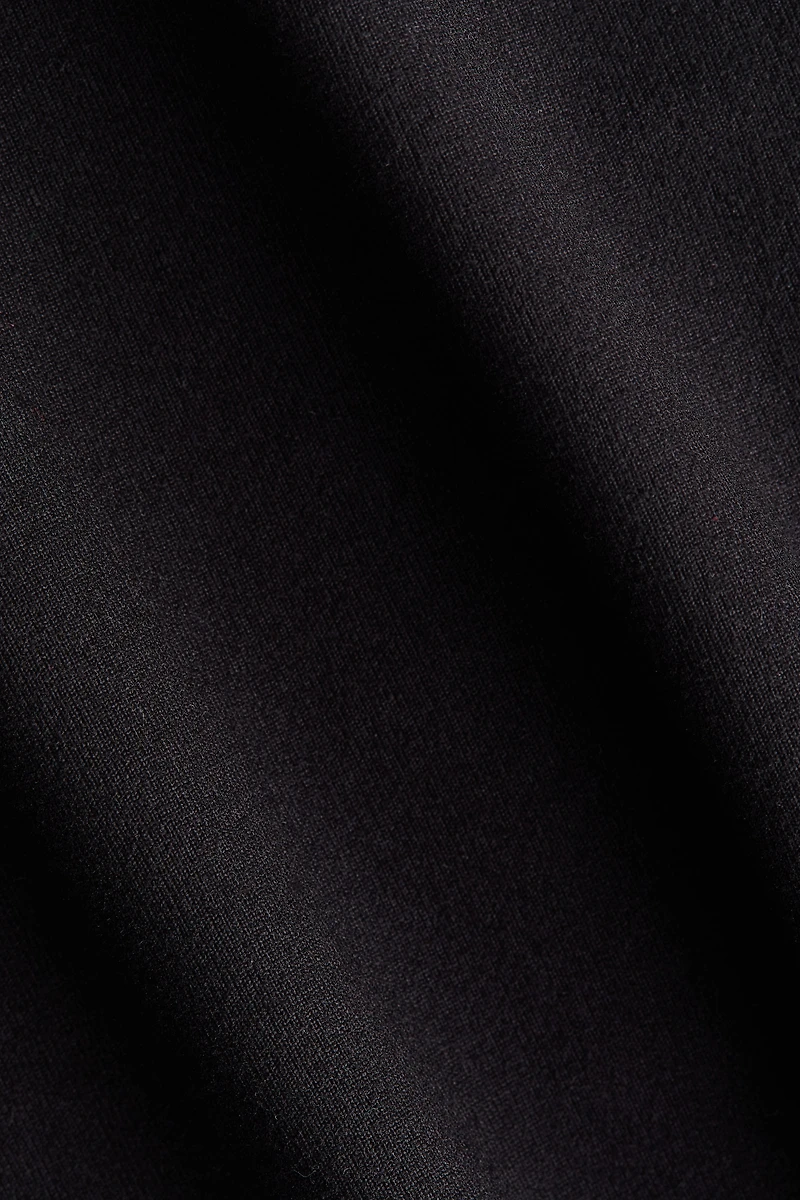 Long-sleeved jersey top
