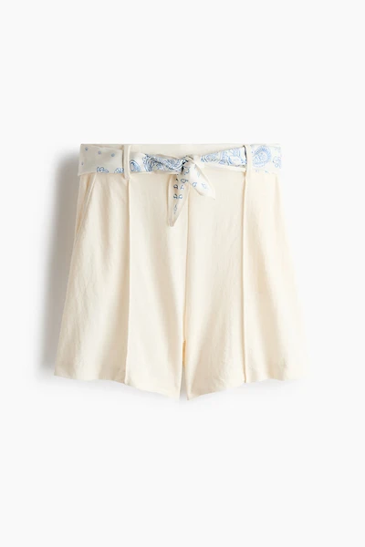 Dress Shorts with Belt