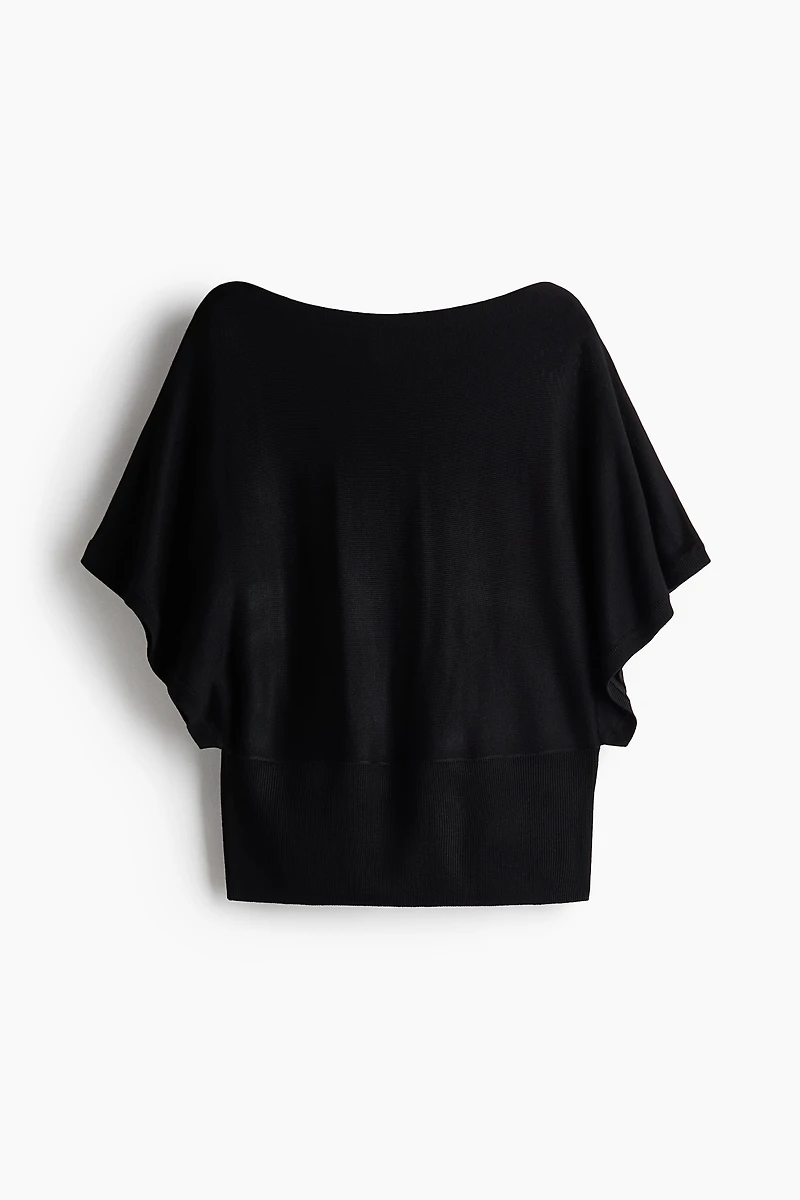 Batwing-Sleeved Fine-Knit Top