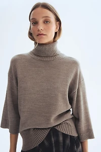 Chandail à col roulé en fin tricot doux