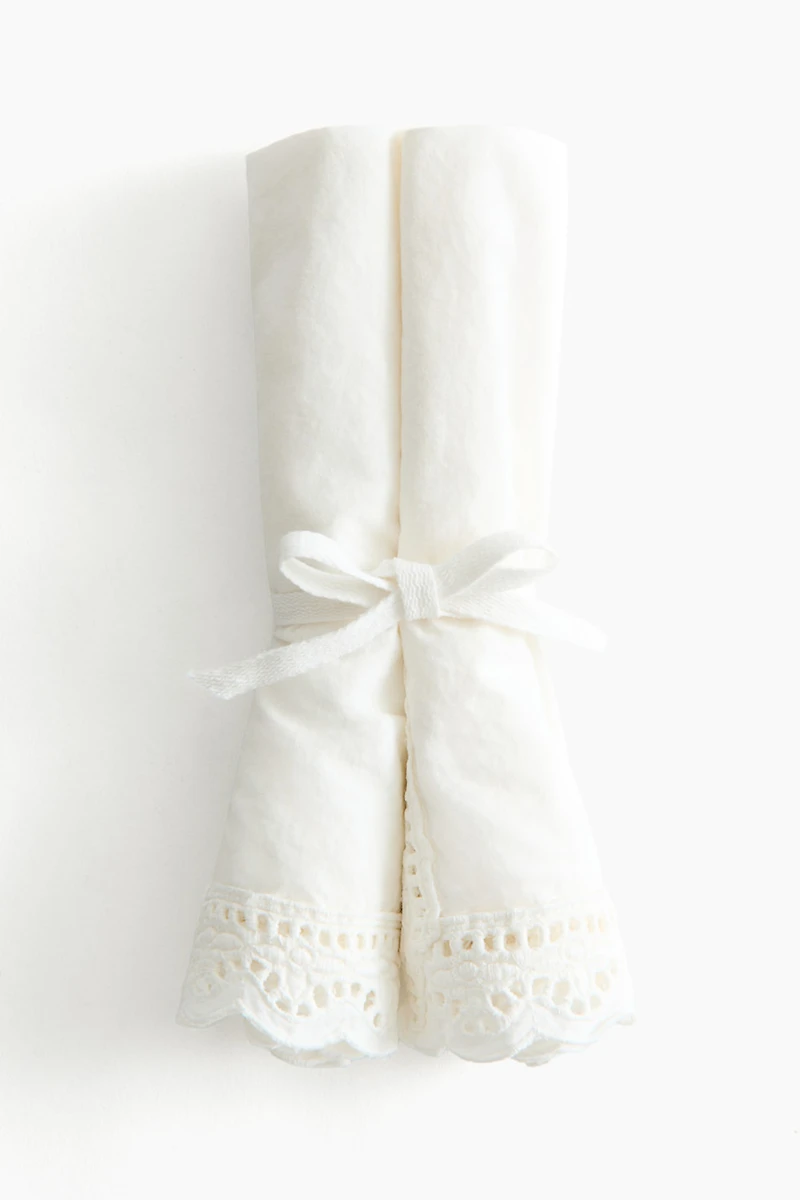 2-Pack Lace-Trimmed Cotton Napkins