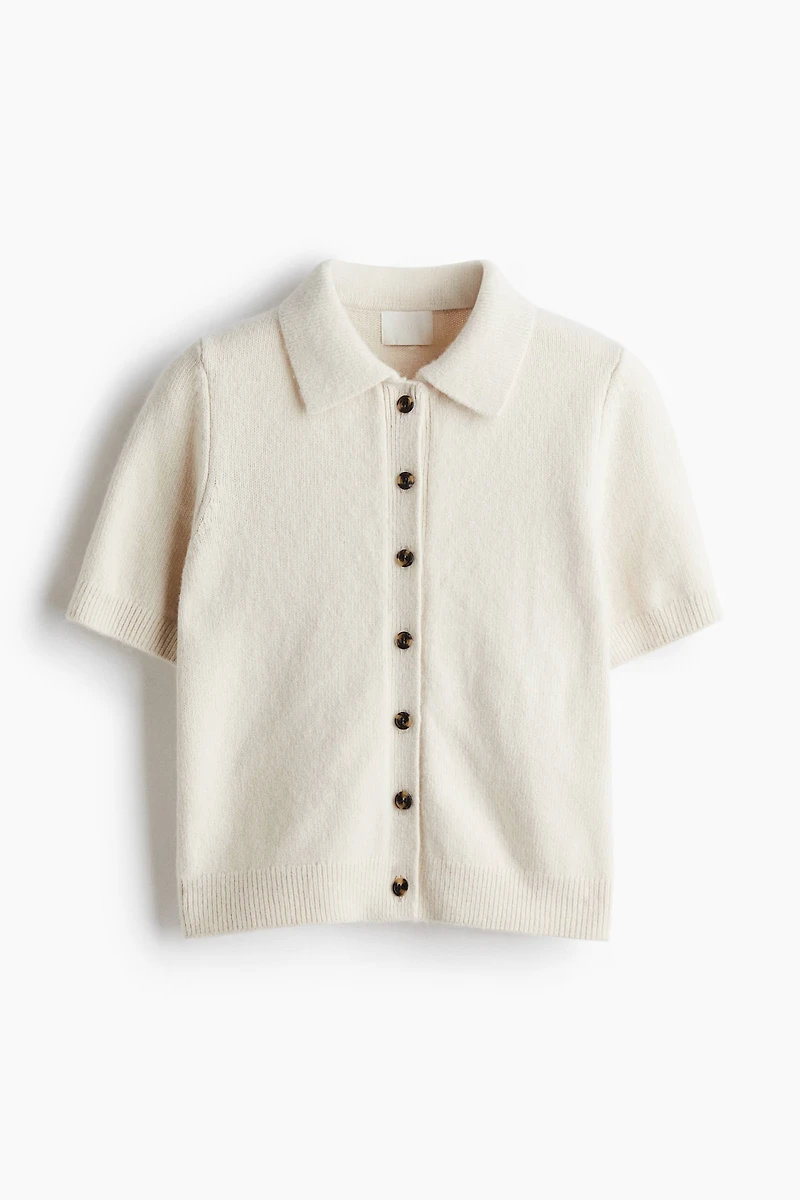 Short-Sleeved Cardigan with Collar