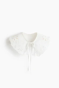 Eyelet-Embroidered Collar