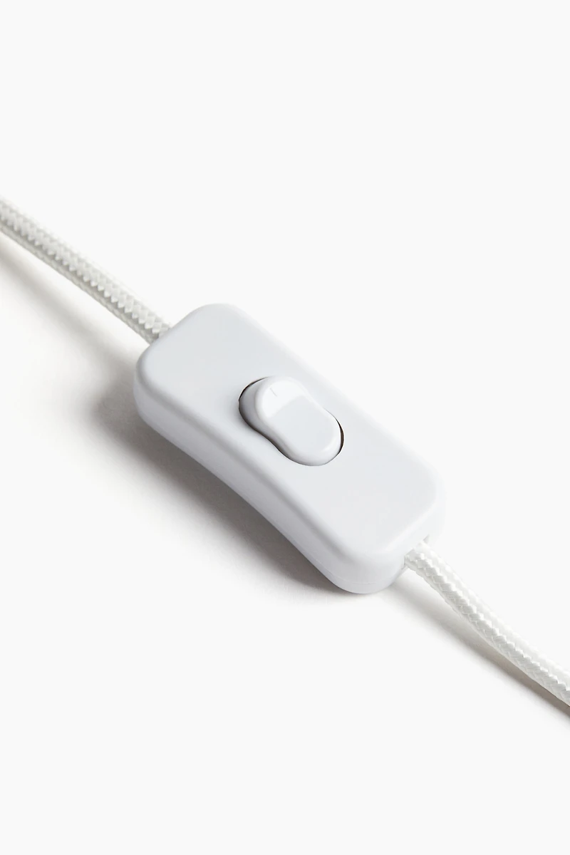 Lampe de table en métal