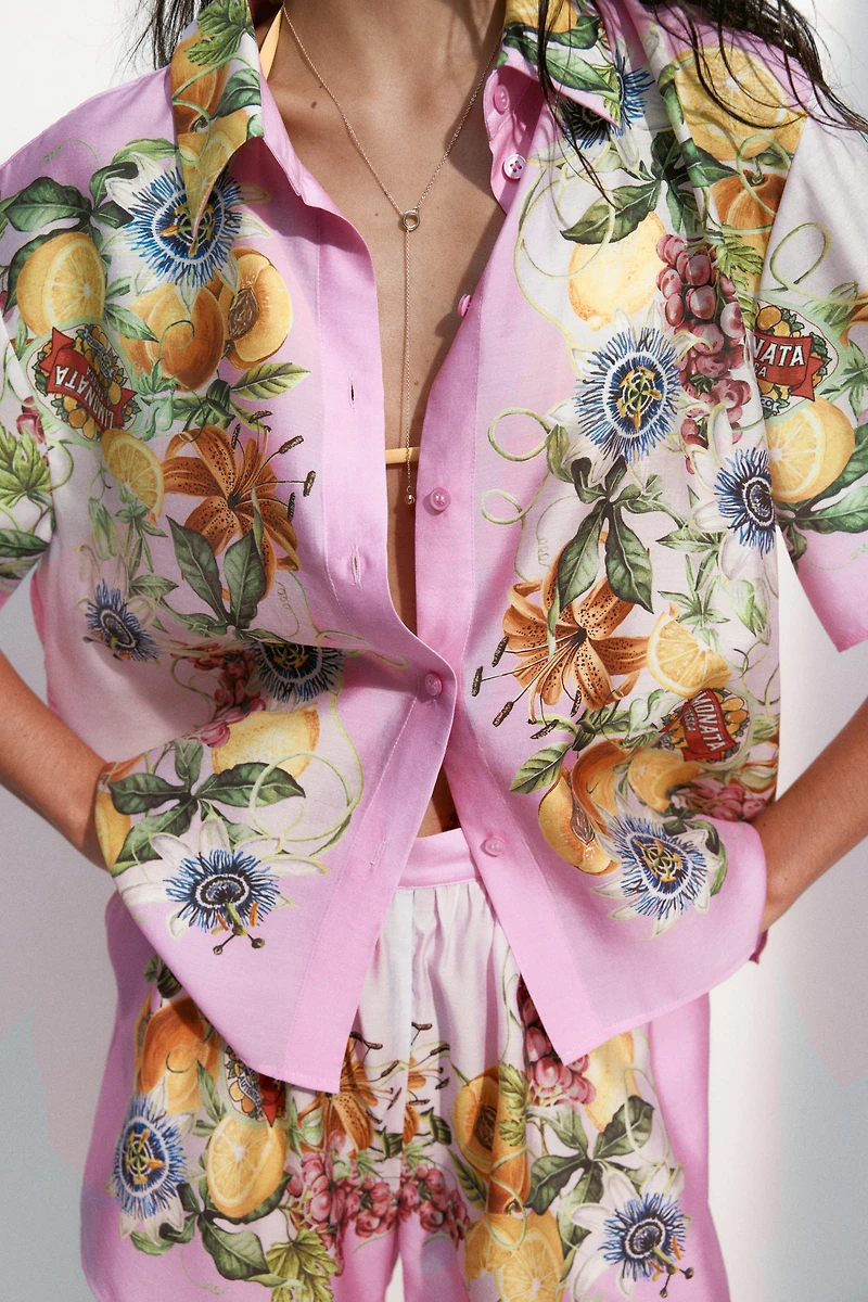 Short imprimé avec taille élastique