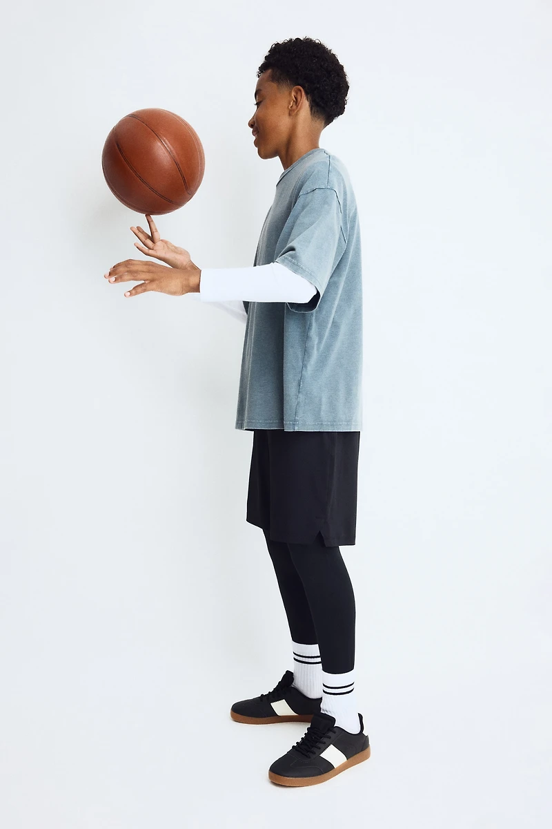 Legging de soccer avec short superposĂ© DryMoveđ
Ș