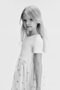 Robe avec jupe en tulle