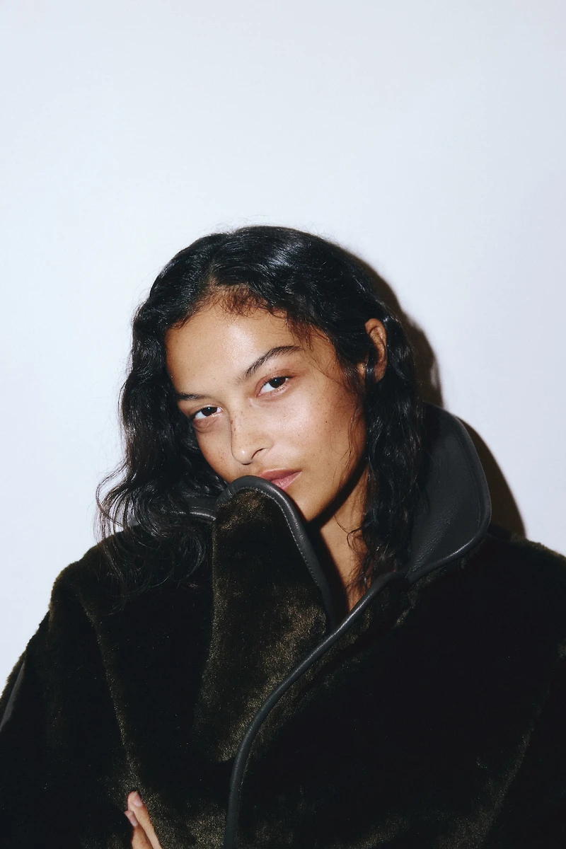 Manteau duveteux