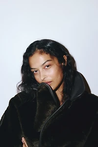 Manteau duveteux